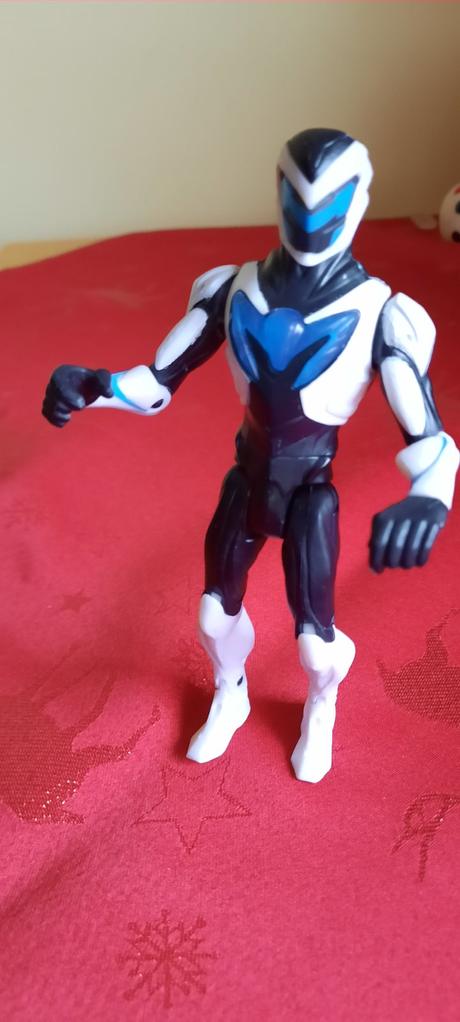 Postavička kľbová  - v 17 cm, 