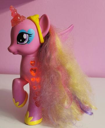 Little pony svietiace, 