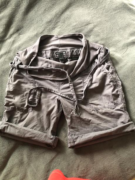 Tehotenské turistické kraťasy, h&m,38