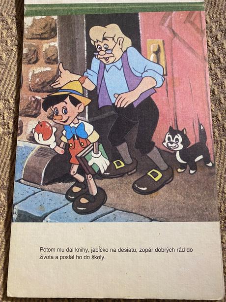 Retro staré leporelo pinocchio walt disney 1990, 