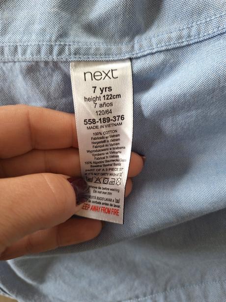 Bledomodrá košeľa, next,128