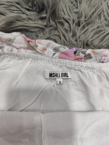 Top s odhalenými ramenami kvietkovany veľ. l, l