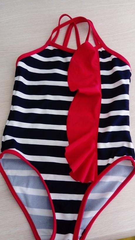 Celé plavky, reserved,110