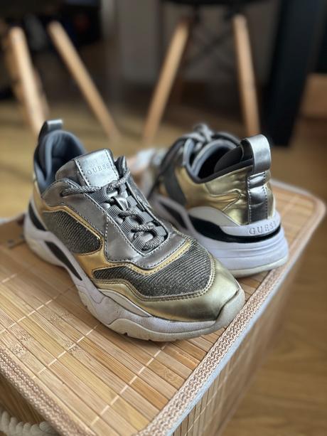 Predám botasky guess, guess,39