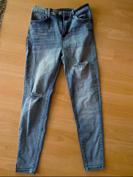 Džínsy, m