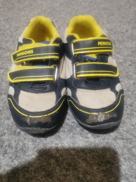 Tenisky minions na donosenie, 27