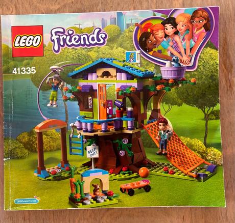 Lego friends - domček na strome,