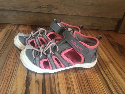 Športové sandále, 29