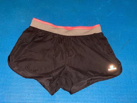 Šortky, v. xs, domyos,xs