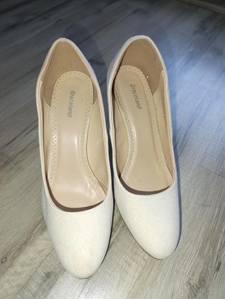 Biele lodičky, graceland,37