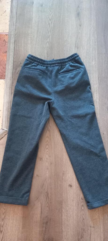 Chlapcenske nohavice, zara,152