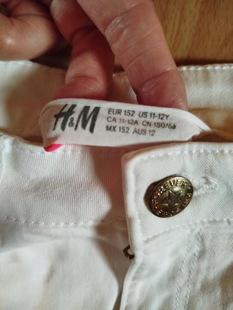 Kraťasy, h&m,152