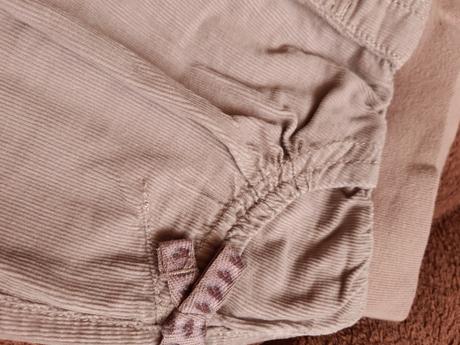 Menchesterove nohavice, next,74