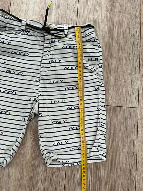 Zara kratke nohavice., zara,122