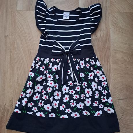 Dievčenské šaty, 110