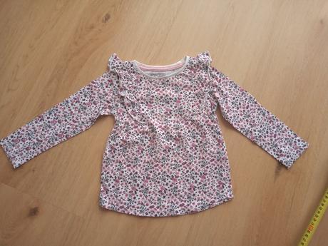 Kvietkované tričko s volánmi, 104