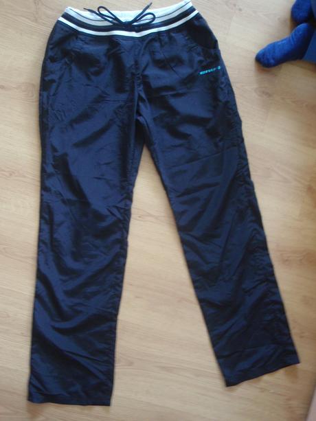 Znackove sportove tenke sustakove nohavice-envy, envy,38