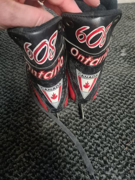 Hokejové korčule, botas,28