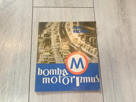 Kniha bomba motorizmus 1972, 