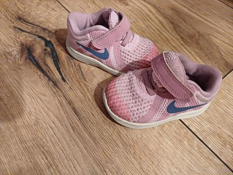 Tenisky 19,20, nike,19