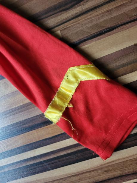 Karnevalový overal superhero na 8-10 rokov,