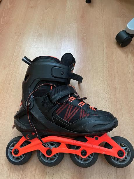 Kolieskové korčule, 41