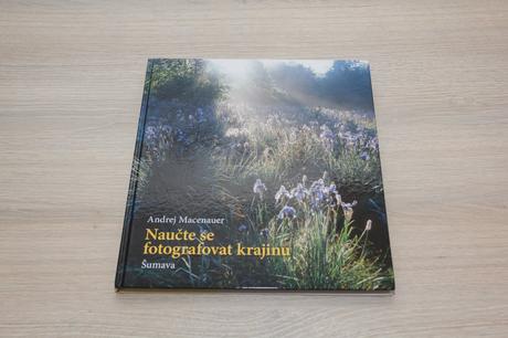 Knihy a časopisy o fotografovaní,