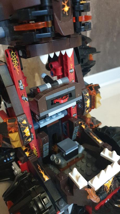 Skladačka úplna kopia 70321 stroj skazy,