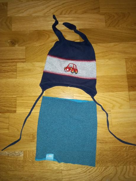 Čiapka a nakrčník, rada