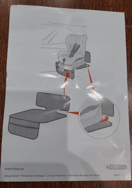 Chránič autosedadla pod autosedačku, britax