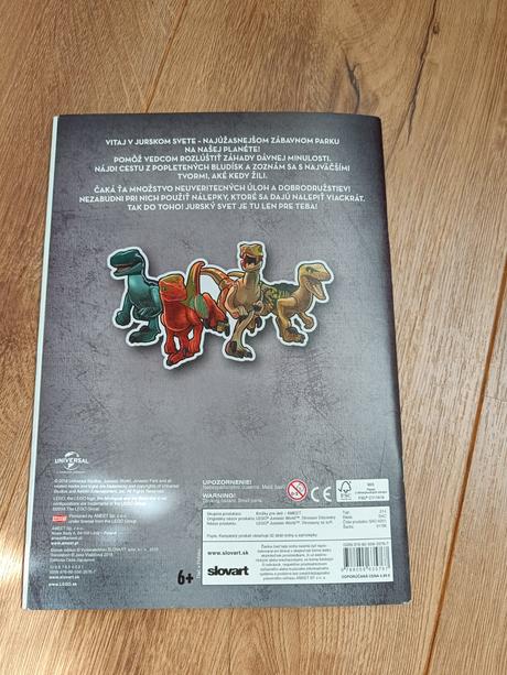 Dinosaury su tu aktivity s nalepkami, 