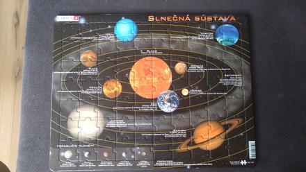 Puzzle larsen slnečná sústava,