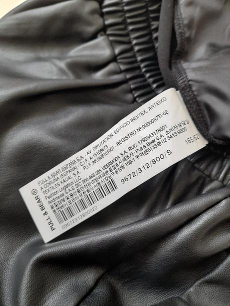 Koženkové nohavice pull & bear, s