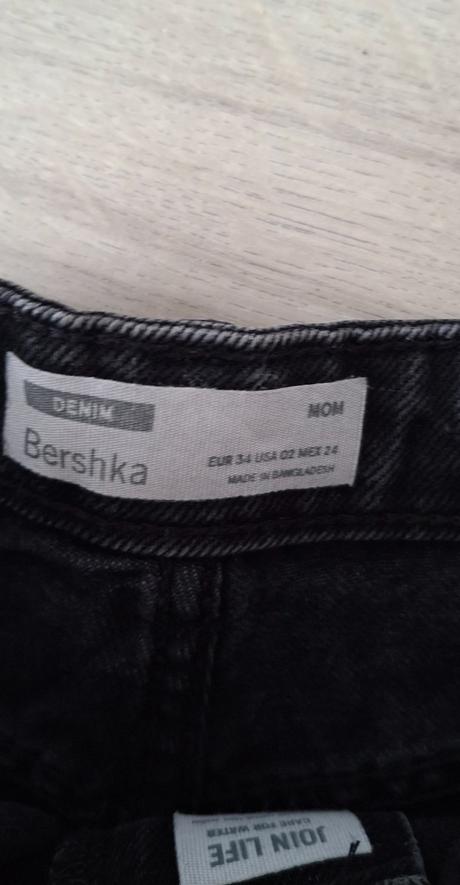 Denim mom džinsy, bershka,34