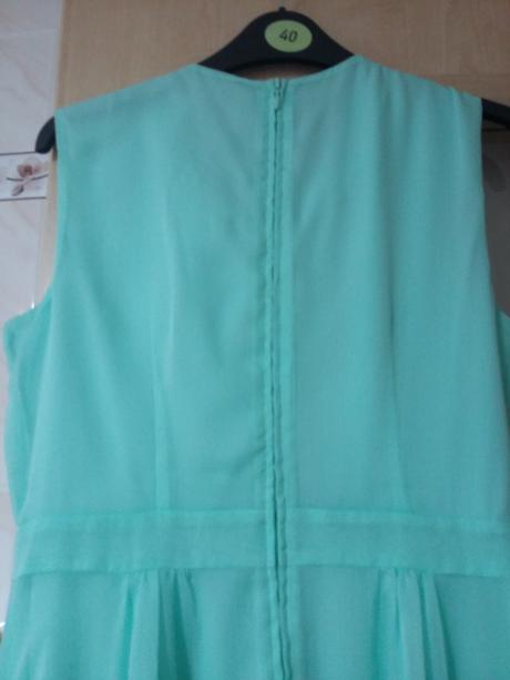 Nové šaty zn.orsay veľ.40, orsay,40