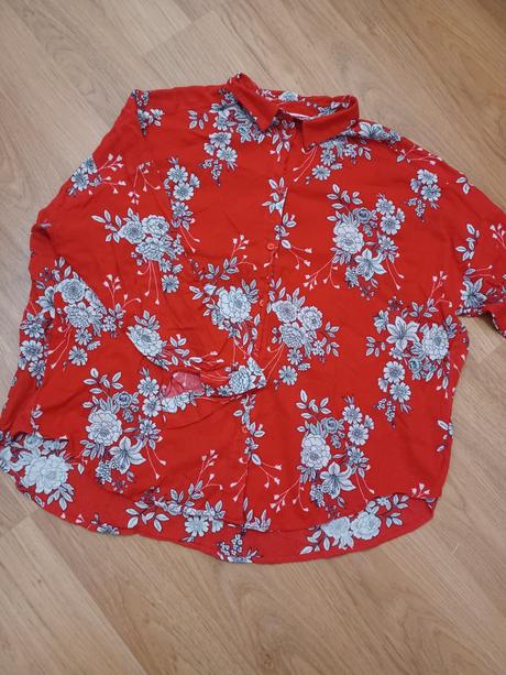 Červená kvetovaná košeľa, promod,m