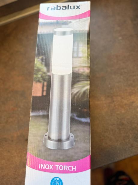 Vonkajšie záhradné svietidlo,