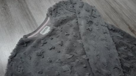 Príjemný svetrík, cherokee,152