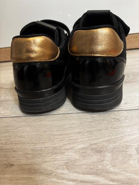 Čierne topanky, lasocki,36