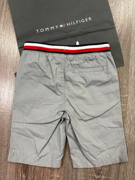 Tommy hilfiger chlapcenske kratasy na 6 rokov, tommy hilfiger,116