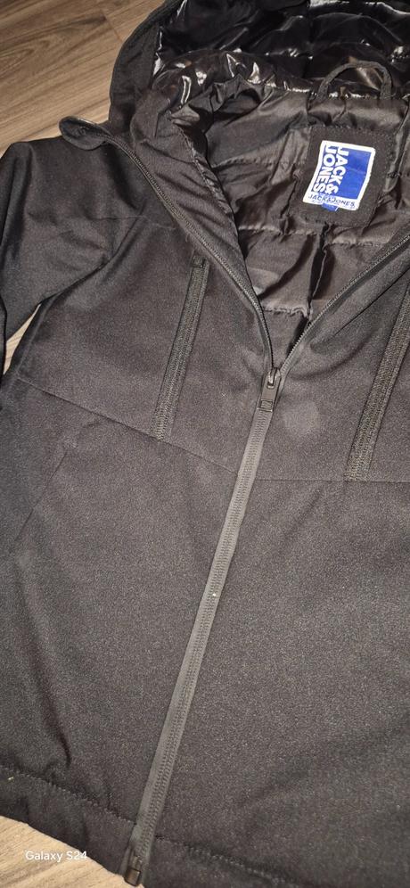 Prechodná bunda, 128