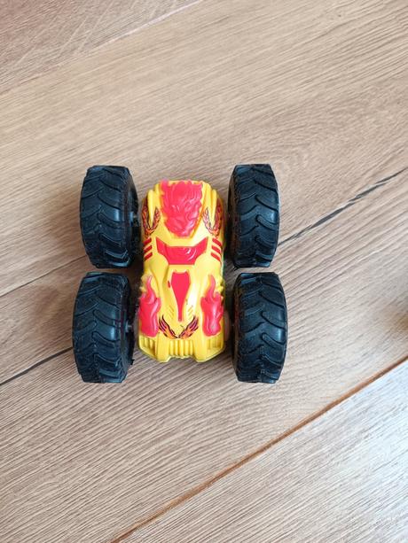 Obojstranne auto, 
