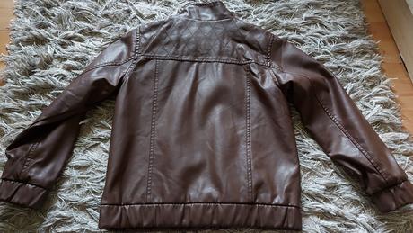 Kožena bunda, 122