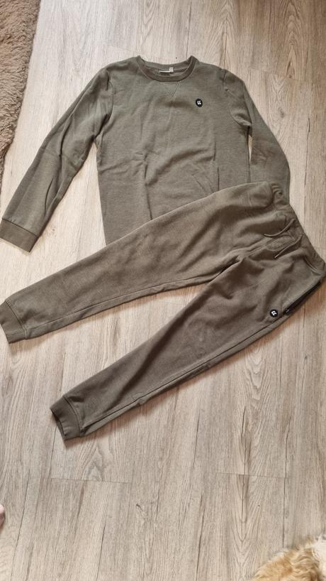 Teplakova súprava, name it,164