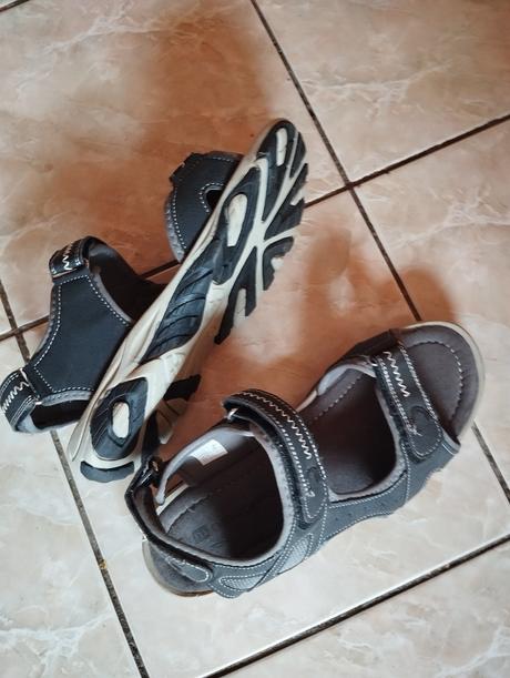 Pánske sandále -nove, 43