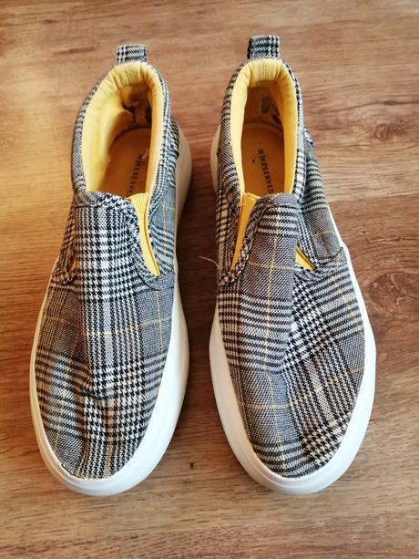 Mokasiny karovane, reserved,35