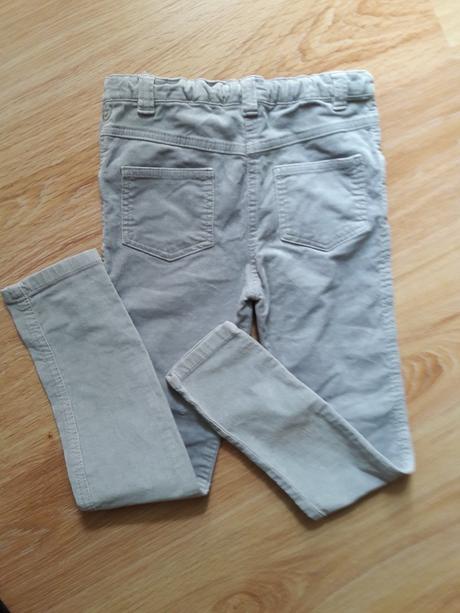 Tenke menčestrove nohavice--tu-'134, tu,134