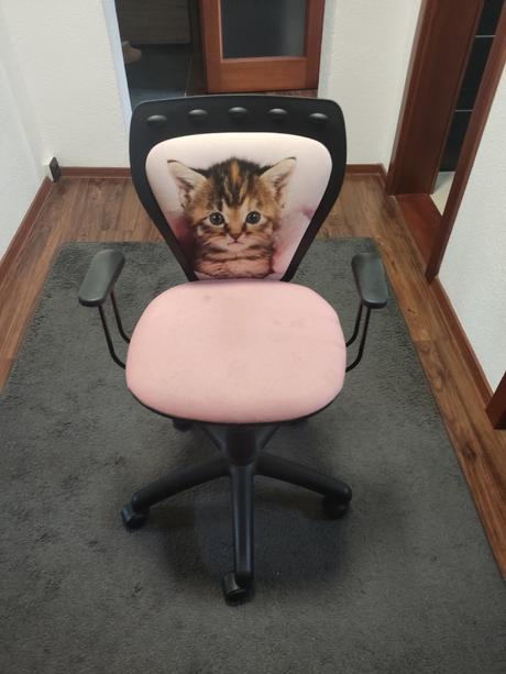 Dievčenska stolička, 