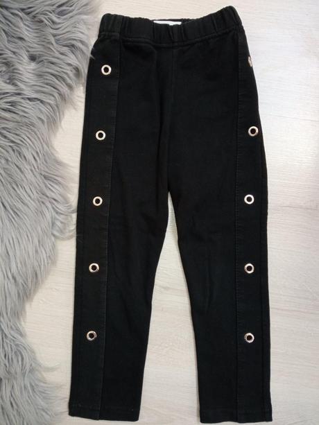 Dievčenské čierne legíny matami (5-6 r.), 110