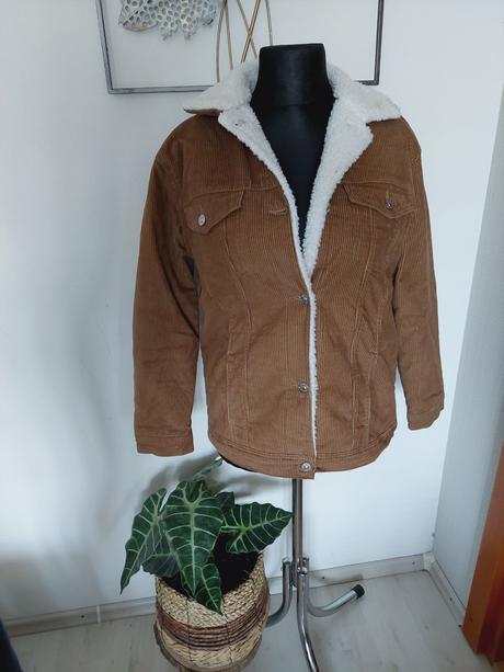 Kabát s, stradivarius,s